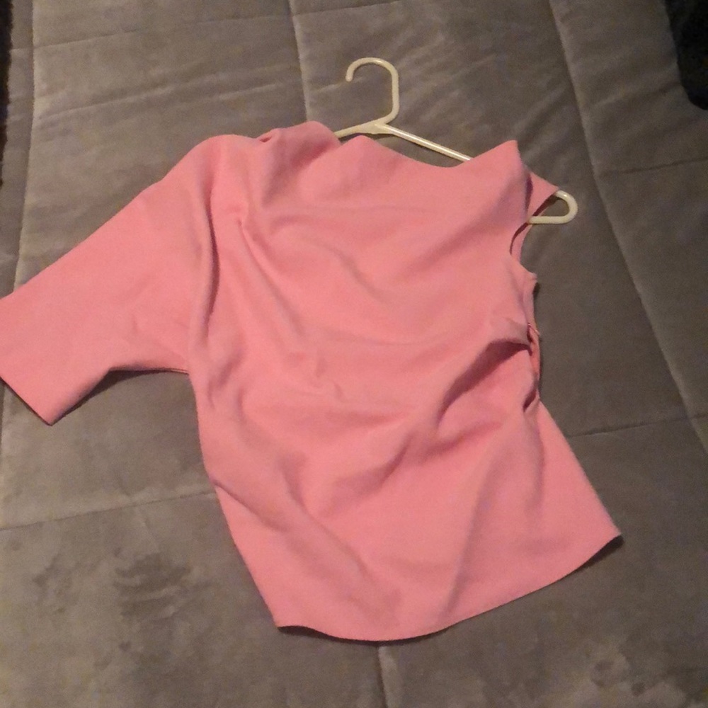 Drop shoulder top